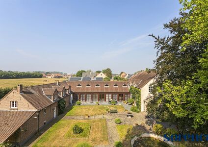 Buitengewoon huis te koop in Kapelle-op-den-Bos