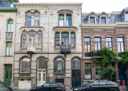 Herenhuis te koop in Berchem